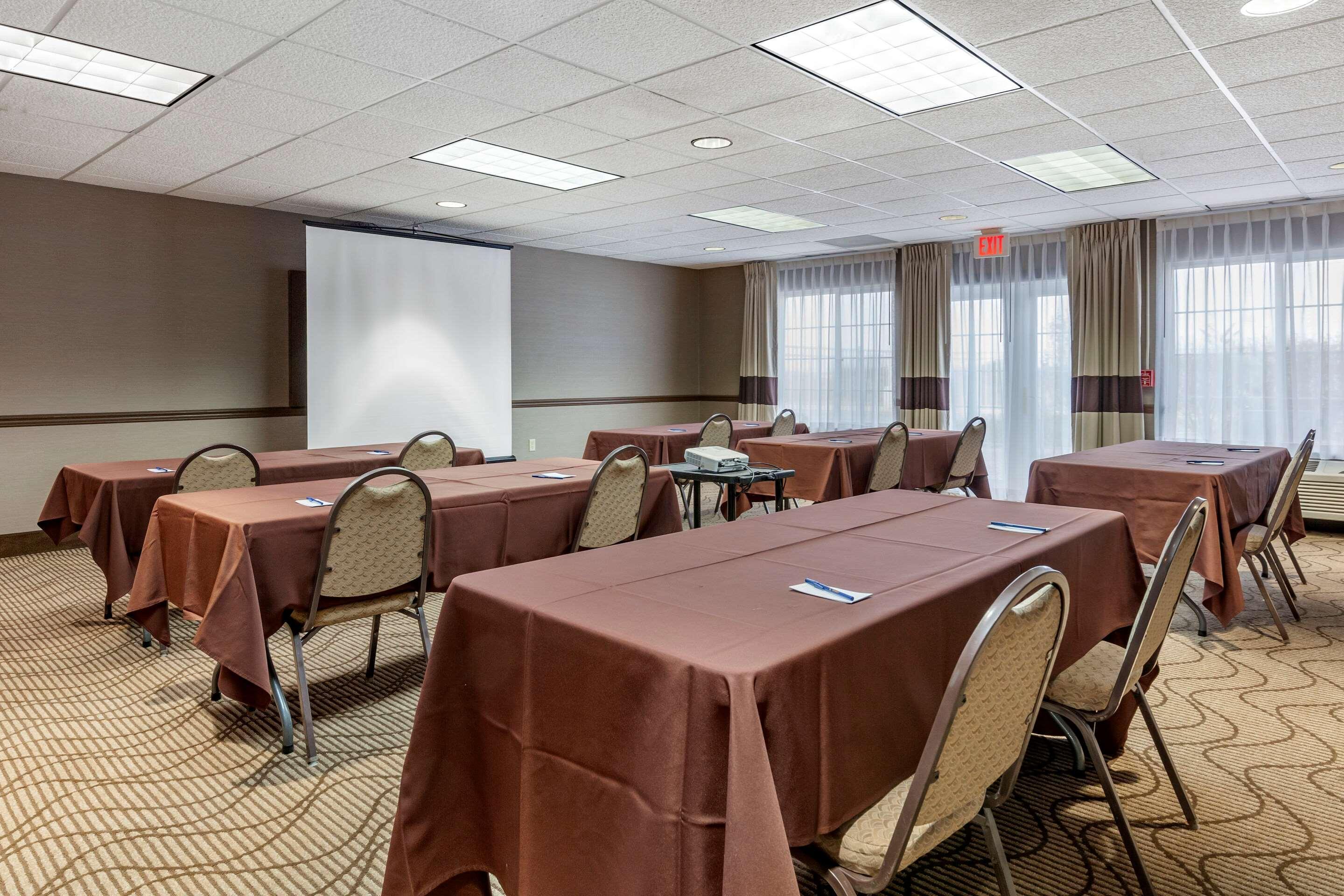 Comfort Inn & Suites Geneva- West Chicago Dış mekan fotoğraf
