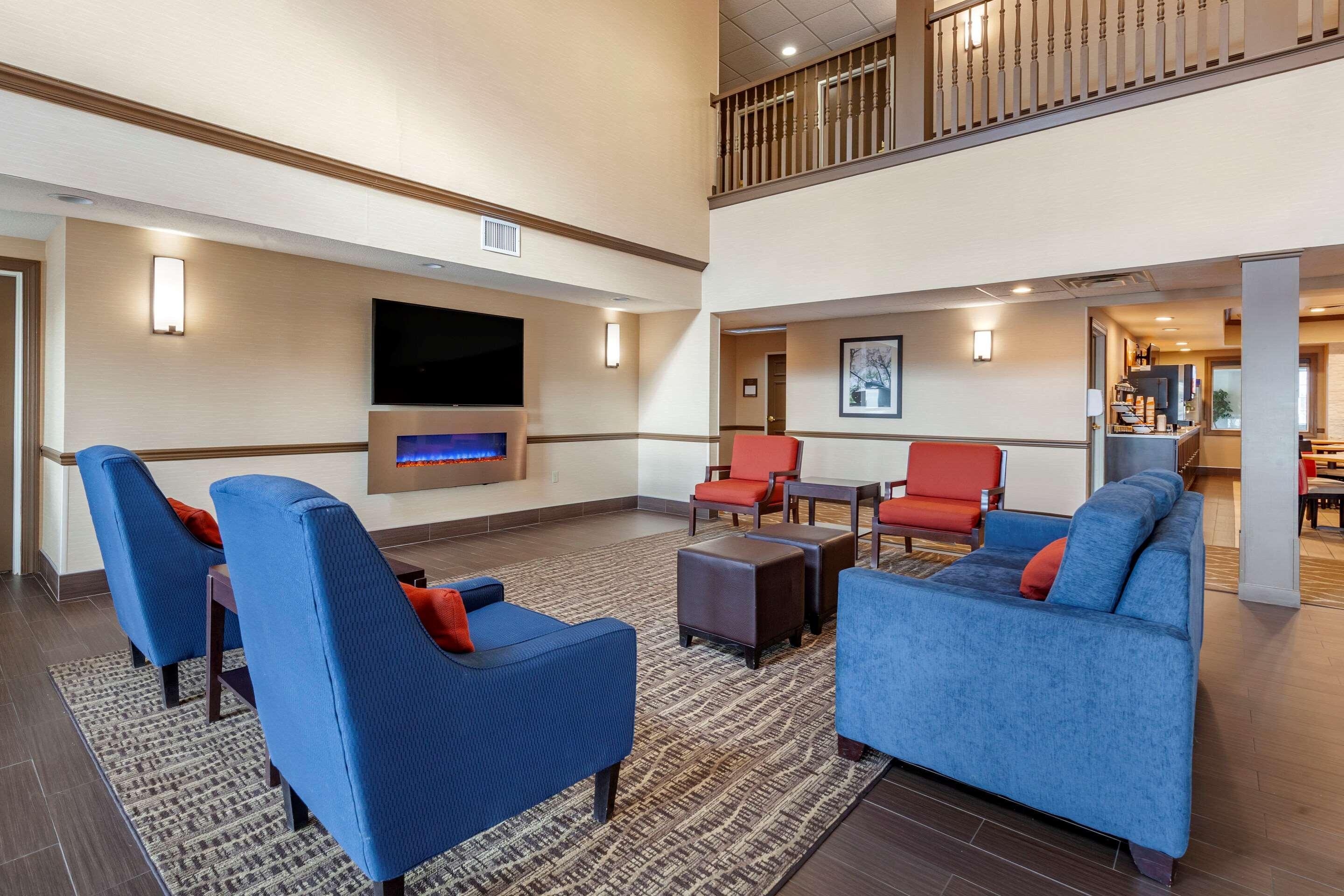 Comfort Inn & Suites Geneva- West Chicago Dış mekan fotoğraf