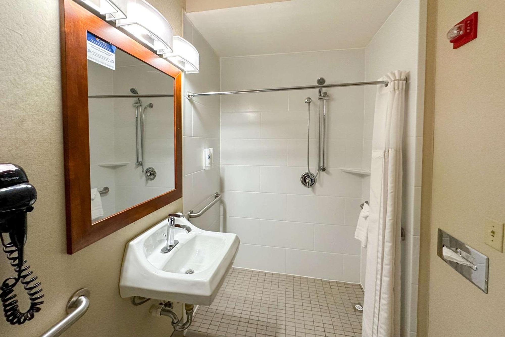 Comfort Inn & Suites Geneva- West Chicago Dış mekan fotoğraf